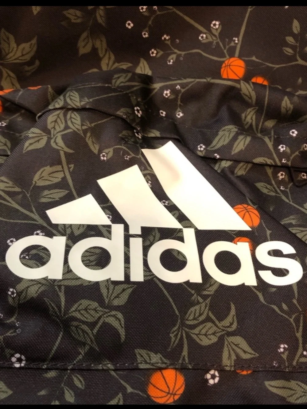 🆕 adidas  classic floral backpack